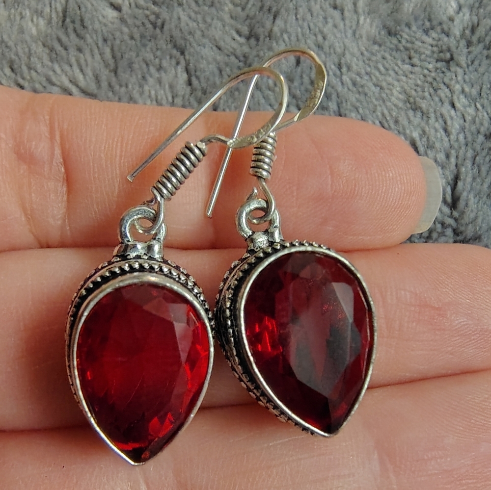 Red Teardrop Crystal Drop Earrings